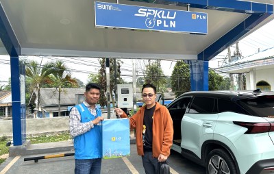 PLN Siapkan SPKLU di Lampung Utara untuk Pengguna Kendaraan Listrik, Pemudik Beri Apresiasi!