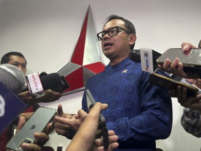 Kemendagri Tegaskan Ormas Dilarang Gunakan Atribut Serupa TNI, Polri, dan Lembaga Pemerintah
