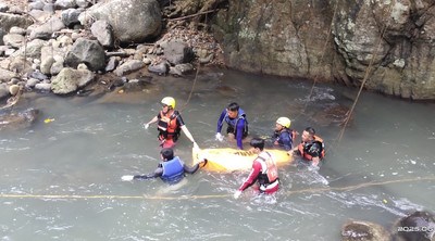 Dua Remaja Asal Bandar Lampung Tewas Tenggelam di Air Terjun Lubuk Law, Pesawaran
