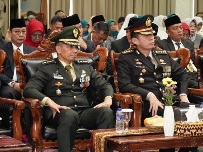 Bupati Way Kanan Ayu Asalasiyah, S.Ked. Resmi Dilantik, Kasrem 043/Gatam Sampaikan Ucapan Selamat