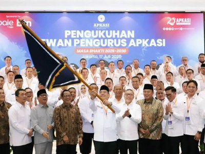 Bupati Lampung Selatan Dikukuhkan Sebagai Bendahara Umum Apkasi 2025–2030