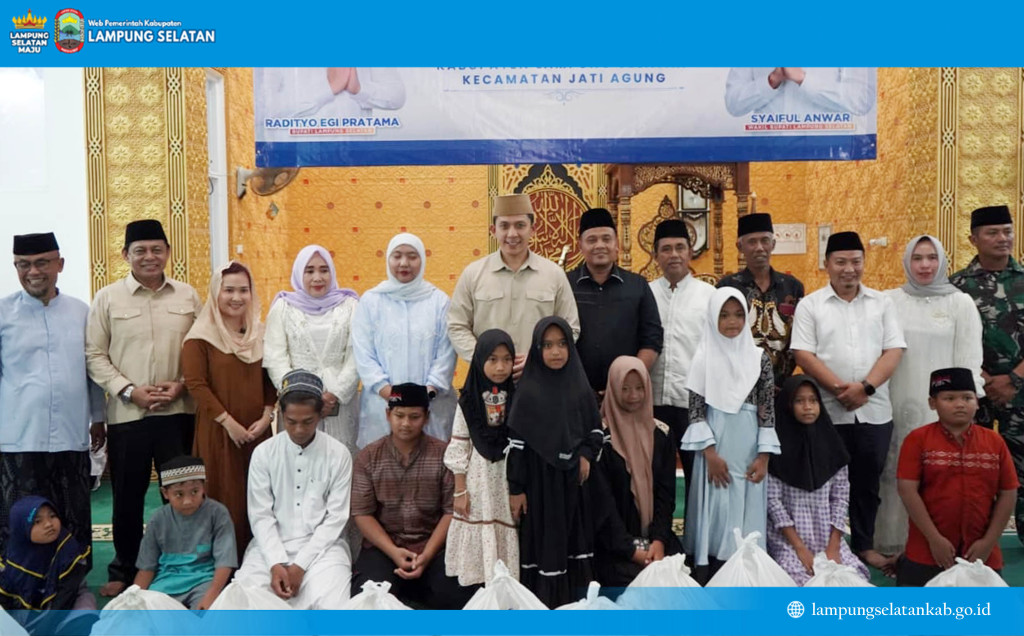 Safari Ramadan Hari Kedua di Jati Agung, Bupati Egi: Pembangunan Tak Bermakna Tanpa Sinergi dan Rasa Memiliki Warga