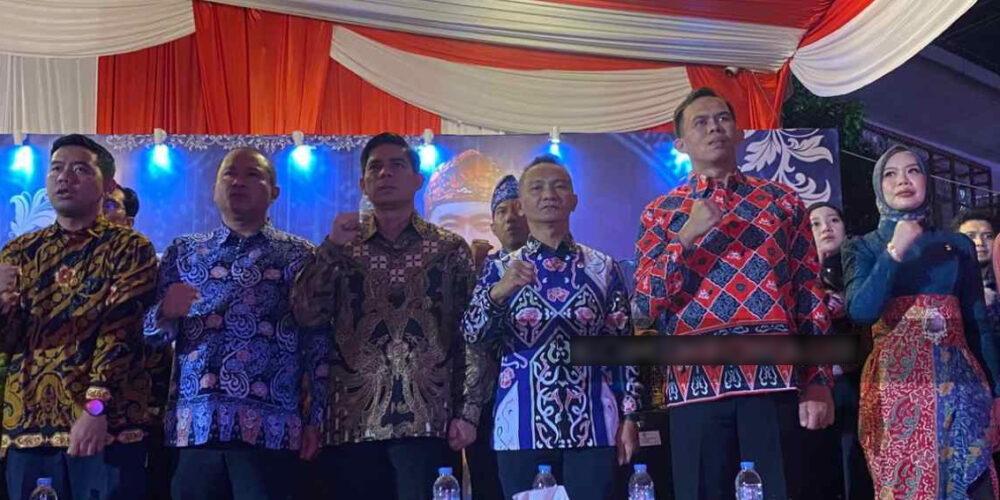 Wabup Kaur Hadiri Karnaval Batik Besurek Internasional, Budaya Bengkulu Makin Mendunia