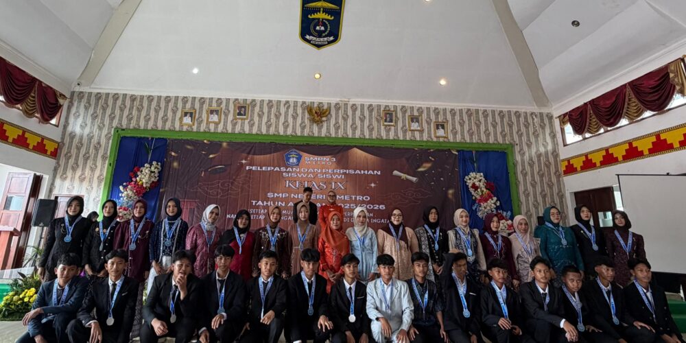 SMP Negeri 3 Kota Metro Gelar Tasyakuran Perpisahan Siswa-Siswi Kelas IX