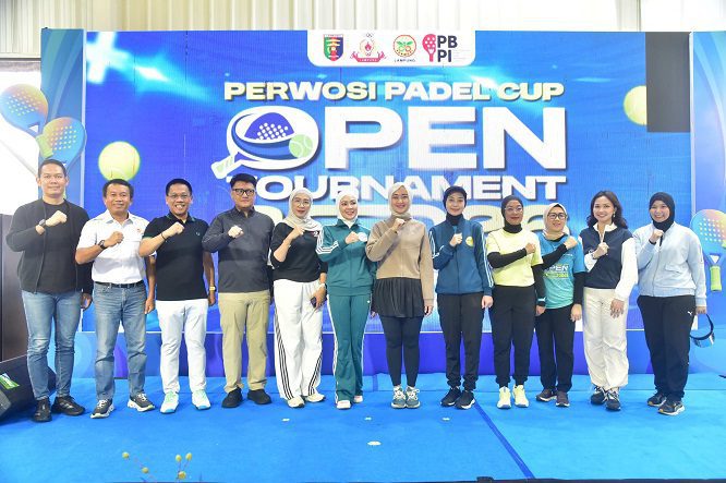 Ketua DPRD Lampung Ahmad Giri Akbar Hadiri Pembukaan Perwosi Padel Cup Open Tournament 2026