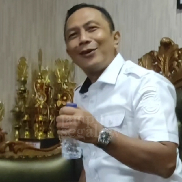 PEMKOT BANDAR LAMPUNG TEGASKAN SIAP CABUT TIANG PROVIDER YANG LANGGAR TITIK PEMASANGAN