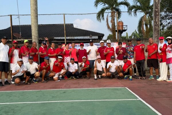 Memeriahkan HUT RI 81, Baveti Kota Metro Gelar Fun Games Tenis Lapangan