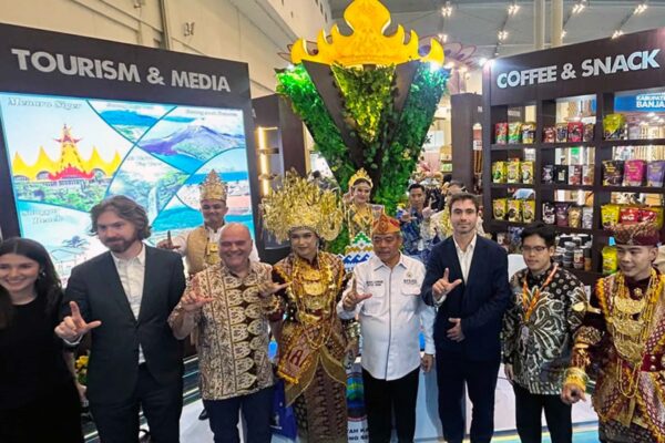 Booth Lampung Selatan Bikin Bule Terpukau di AOE 2026, Virtual Tour Jadi Magnet
