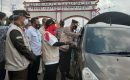 Walikota Eva Dwiana Bersama Forkopimda Tinjau Penegakan Prokes<br>di Perbatasan